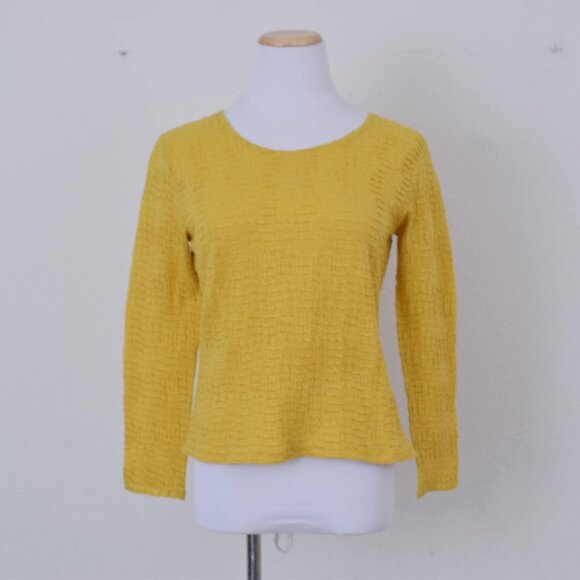 Vintage 90s Golden Yellow Polyester Scoop Neck shirt | size medium - Picture 2 of 10